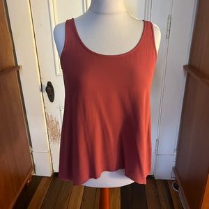 Eileen Fisher tank or shell. Gently used. Size small but fits a large